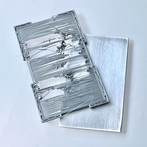 alu plate as support